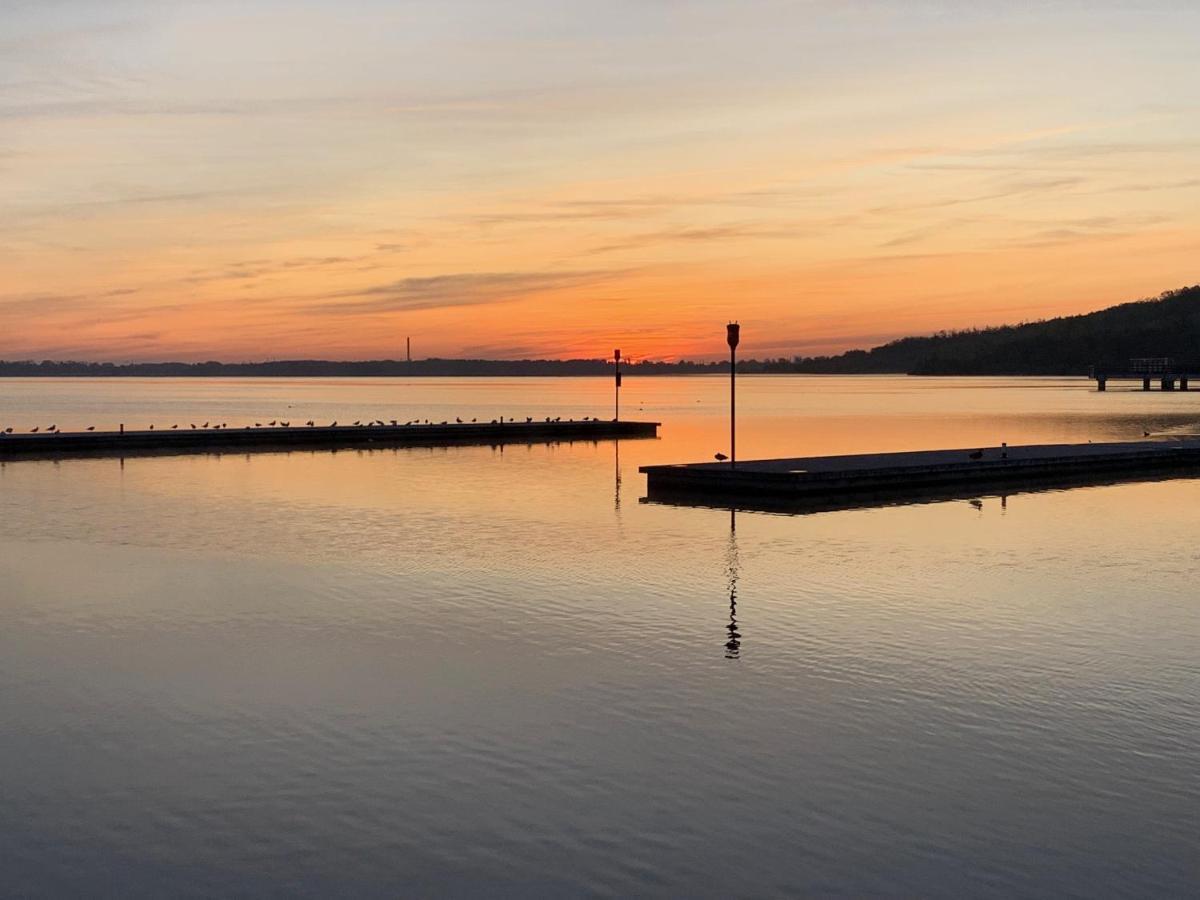 Hausboote Marina Braunsbedra Villa Dış mekan fotoğraf