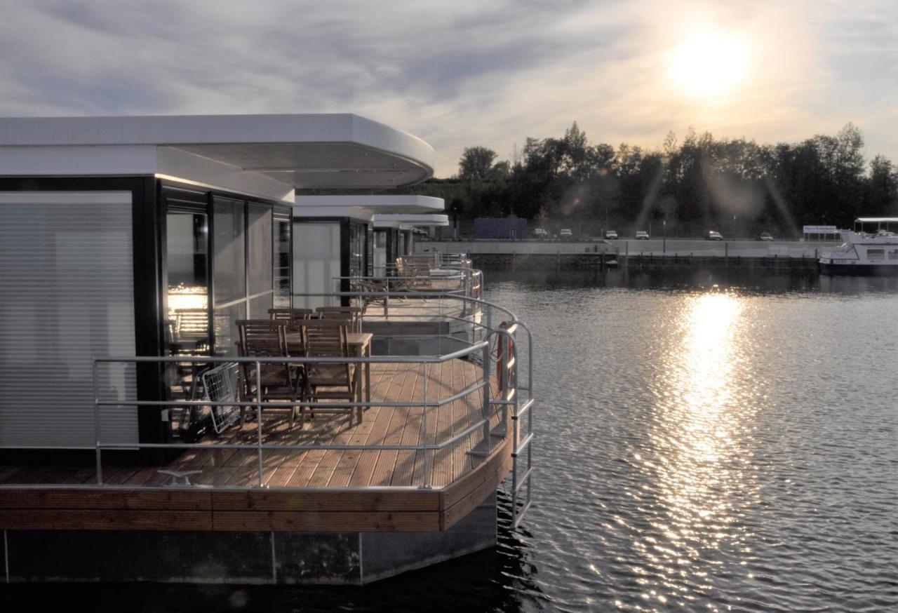 Hausboote Marina Braunsbedra Villa Dış mekan fotoğraf